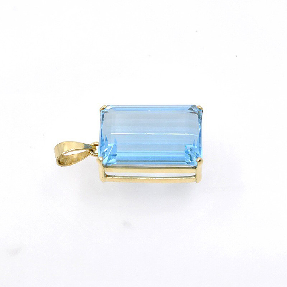 Colgante En Oro 18K Con Topacio Colgante En Oro 18K Con Topacio