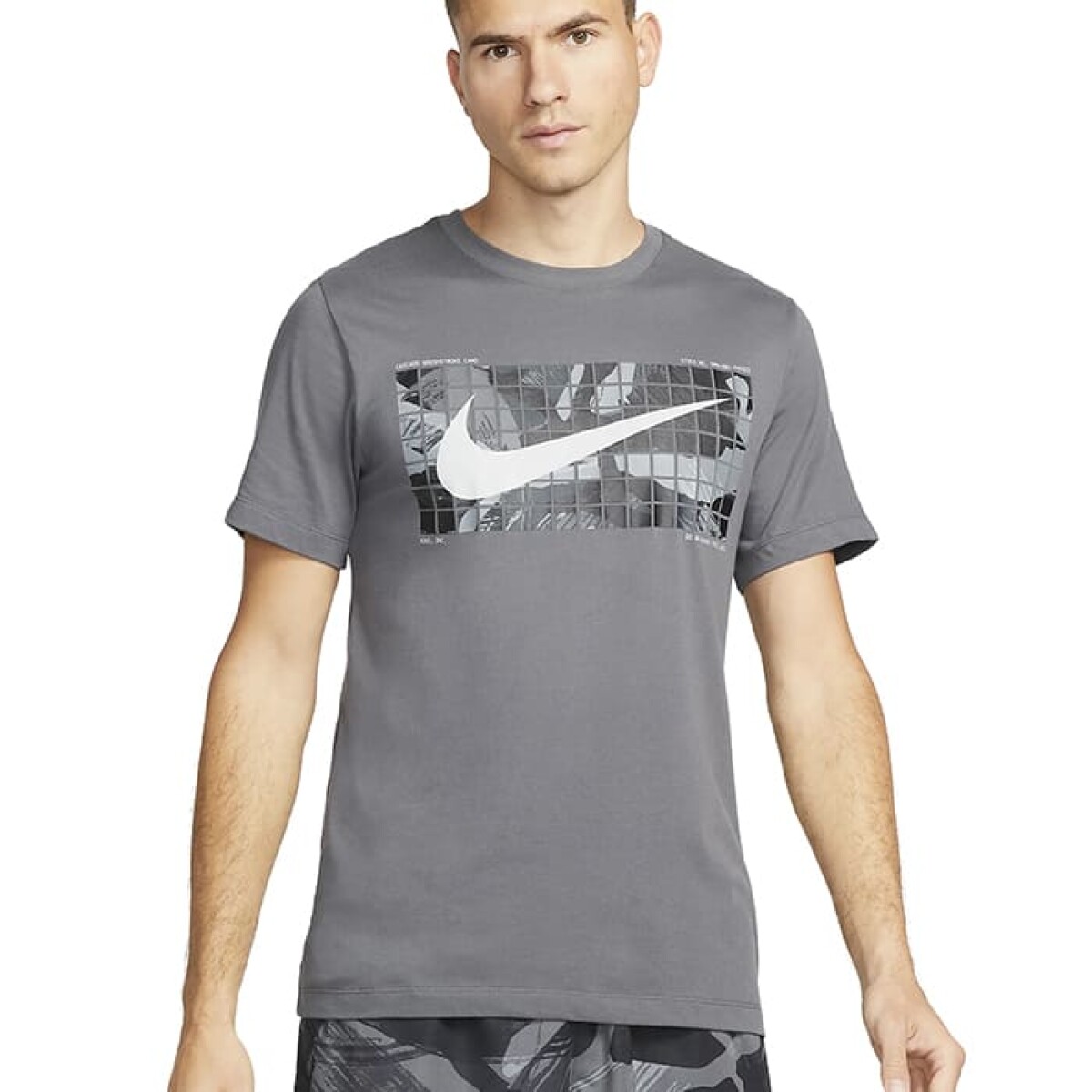 Remera Nike Dri-fit Camo de Hombre - FJ2446-068 - Gris 