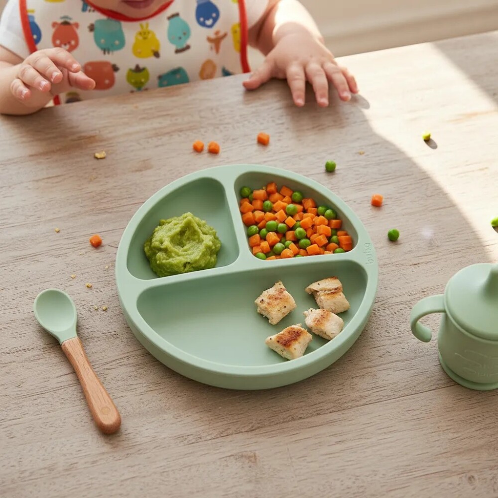 Plato con divisiones y ventosa BUBA verde