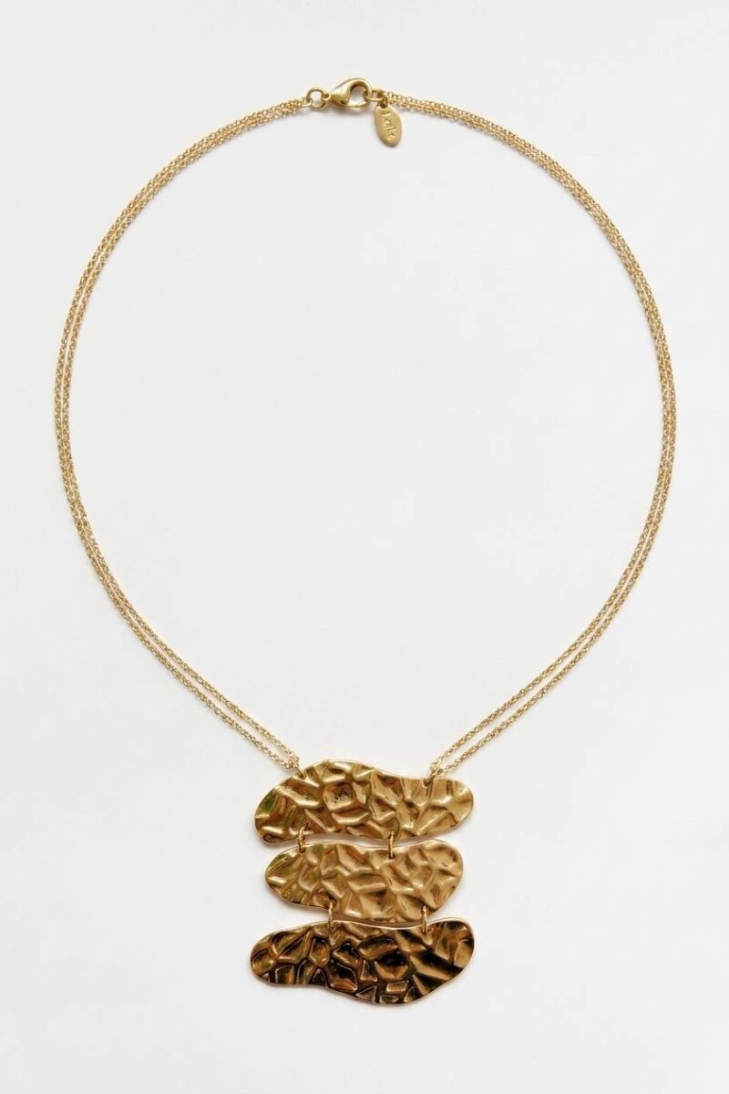 Collar de acero machacado dorado