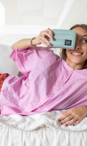 BILLETERA VERA AGUAMARINA