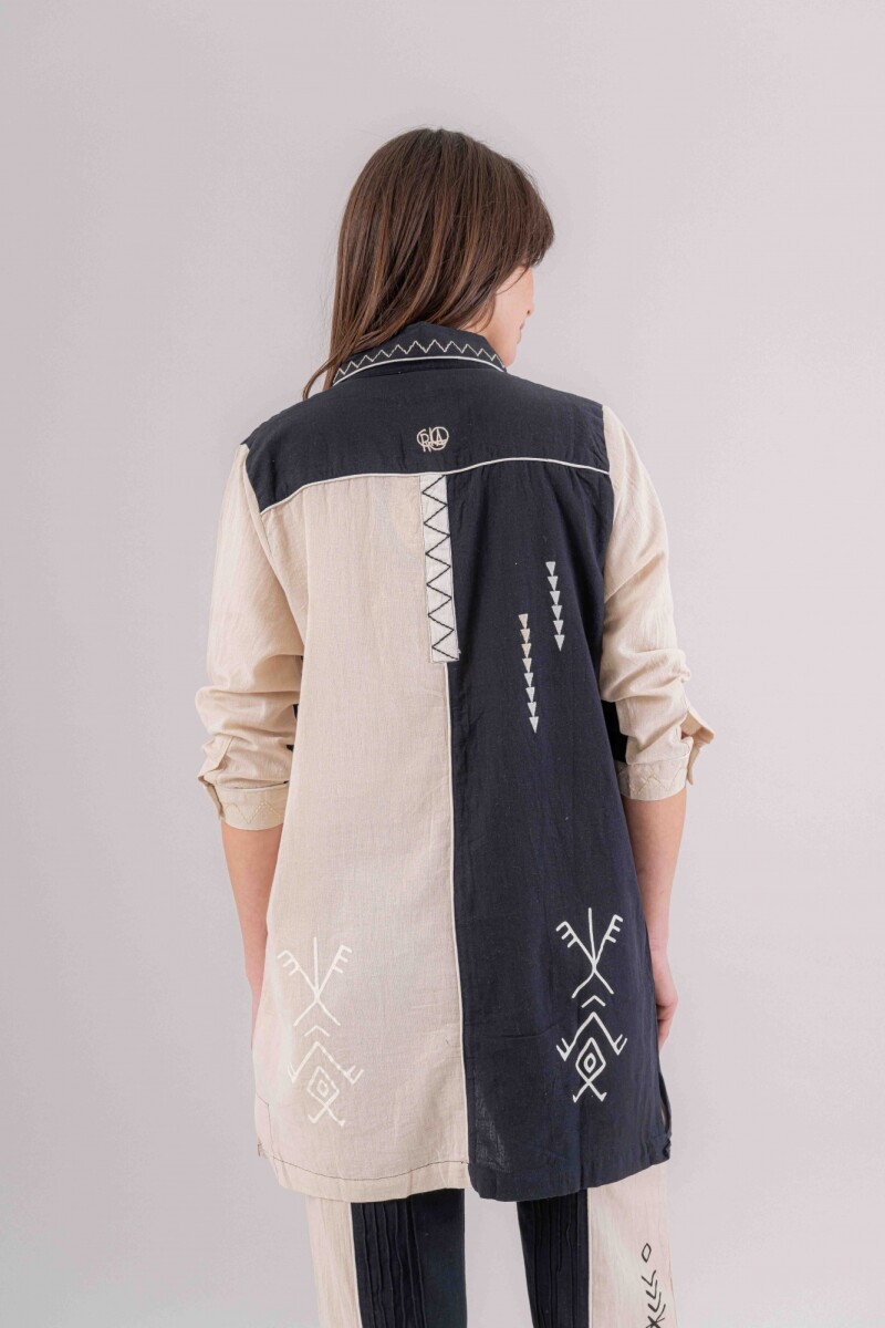 Camisa Naila NEGRO Y CRUDO