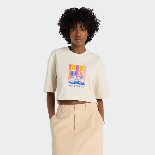 Remera New Balance Gradient Shoes Beige