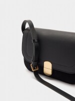 Bolso Bandolera Efecto Piel Con Solapa negro