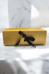 Caja rígida con imán 30x15x10,5 cm. DORADO
