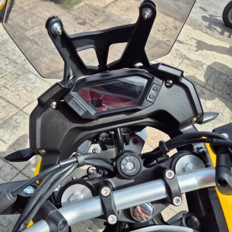 Voge 300 Rally Amarillo