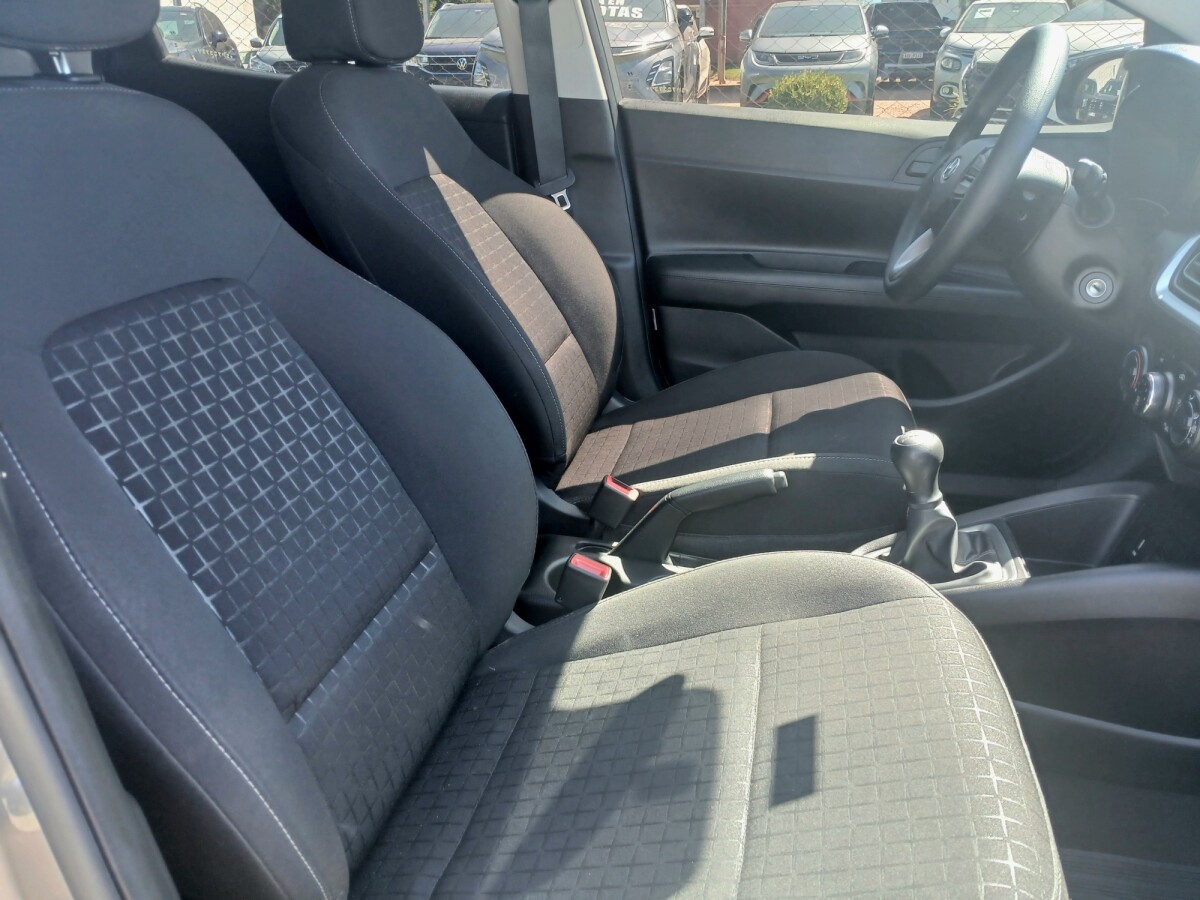 Hyundai HB20 1.0 2025 EXCELENTE ESTADO! | Permuta / Financia Hyundai HB20 1.0 2025 EXCELENTE ESTADO! | Permuta / Financia