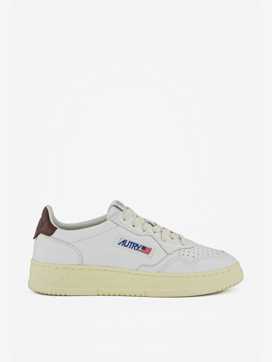 ZAPATILLA MEDALIST LOW 