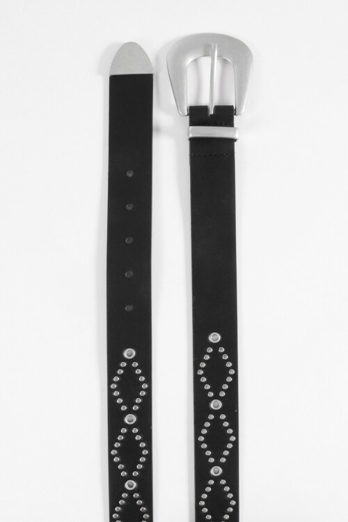 Cinturón tachitas negro