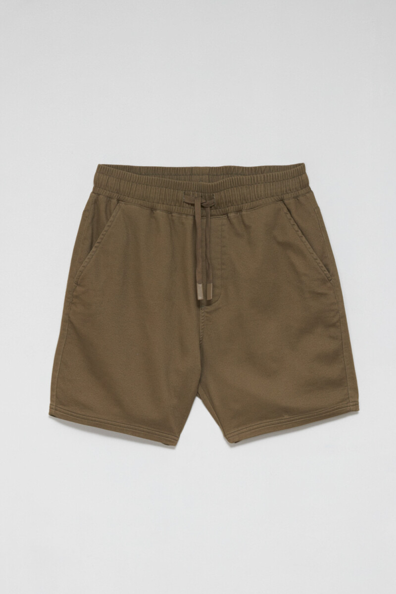 Bermuda deportiva Verde Militar