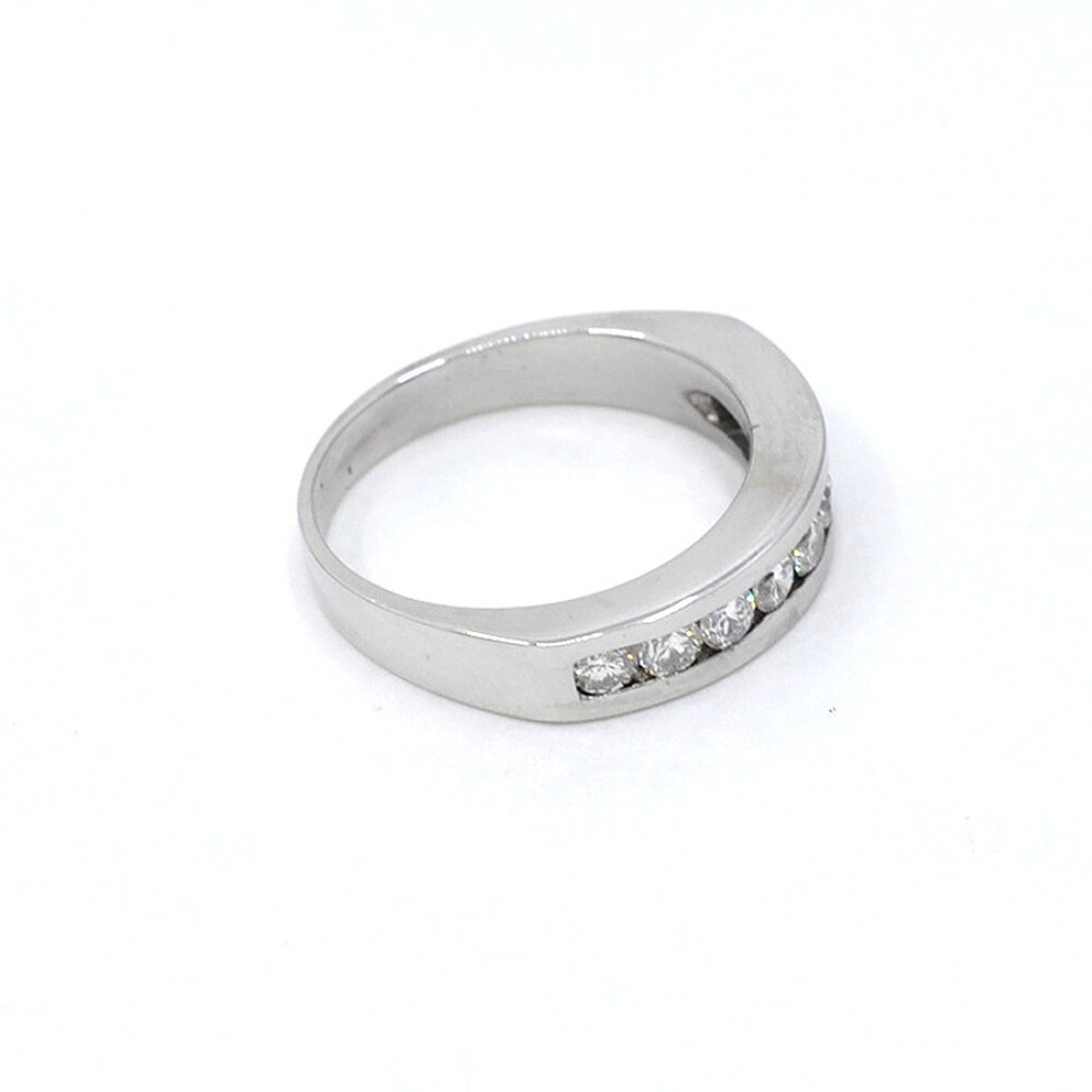 Anillo En Oro 18K Blanco Y Brillantes Anillo En Oro 18K Blanco Y Brillantes