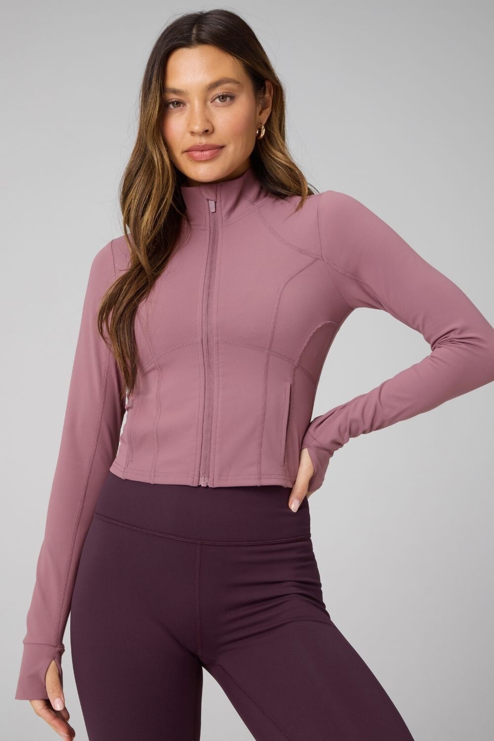 Casaca Perfect Storm Cropped Train Jacket Mujer Mushroom Mauve