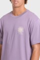 REMERA MONTAGE PREMIUM SS V-violeta