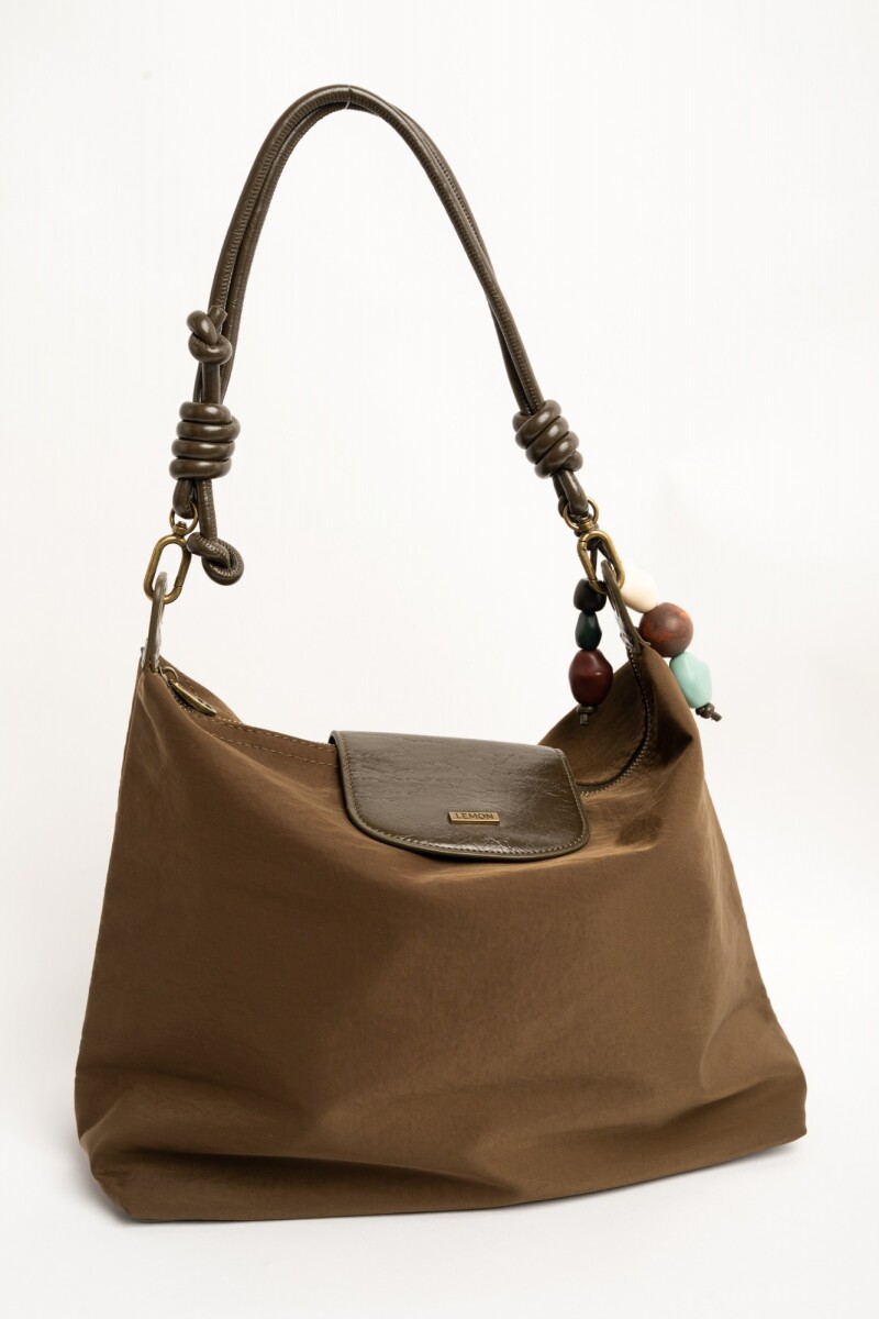 Cartera Con Charm Oliva