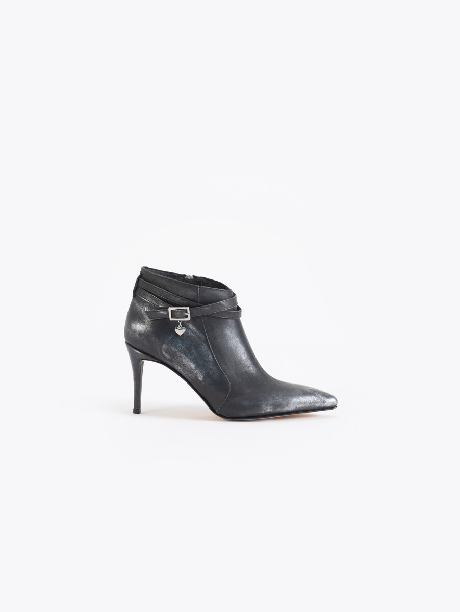 BOTA ICON 