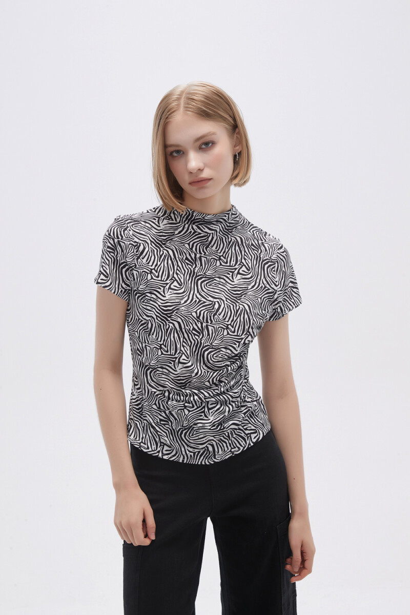 Remera Uester - Estampado 2 