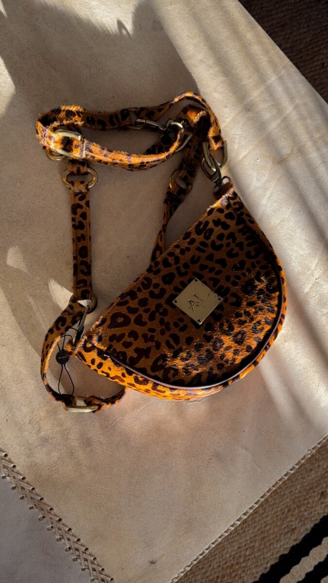 Brassy Bag Print - Camel