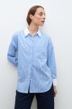 Camisa rayada oversized celeste