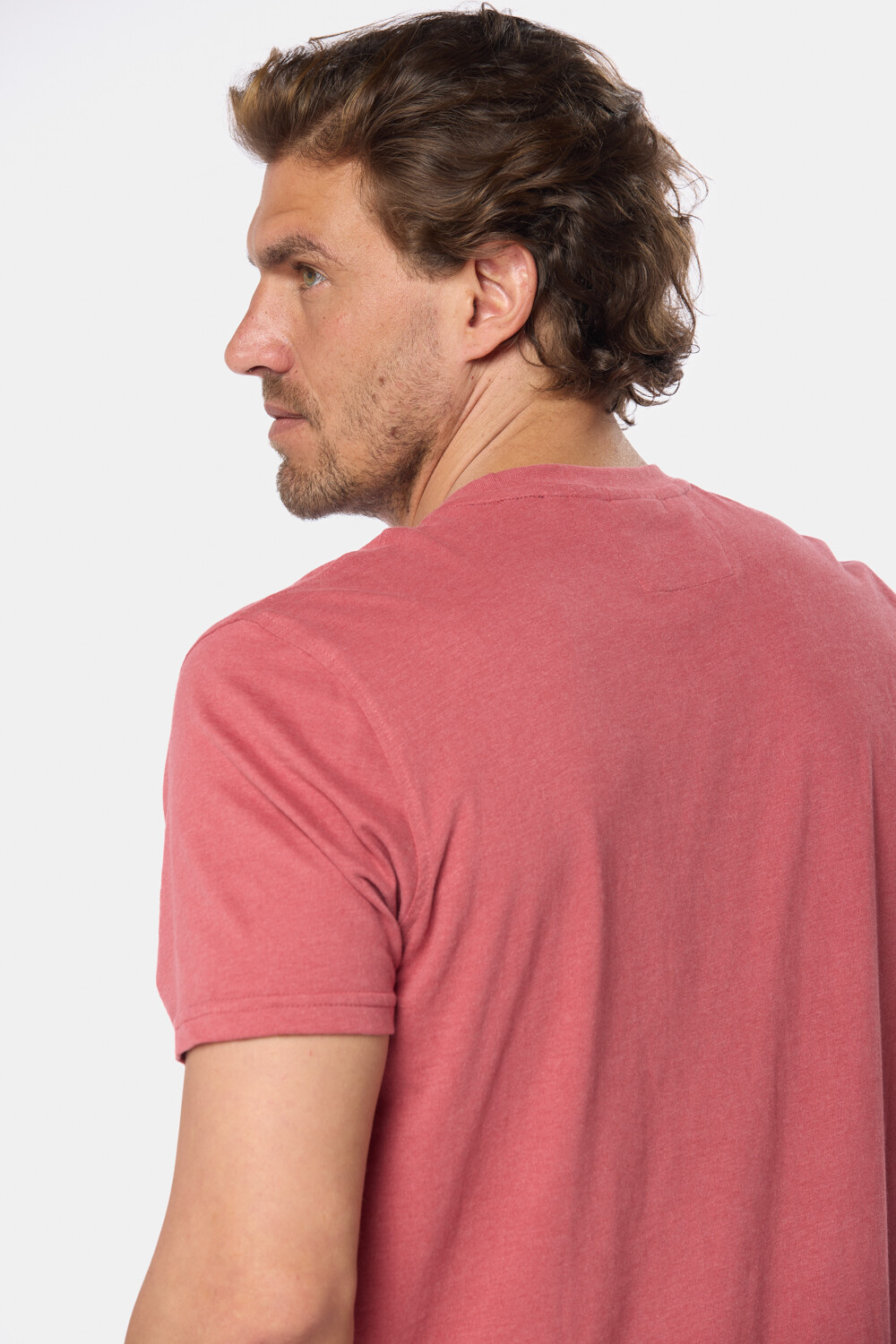 REMERA ESTAMPADA Bordo
