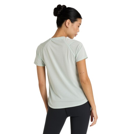 Remera New Balance de Dama - Athletics - WT41253CY2 GREEN