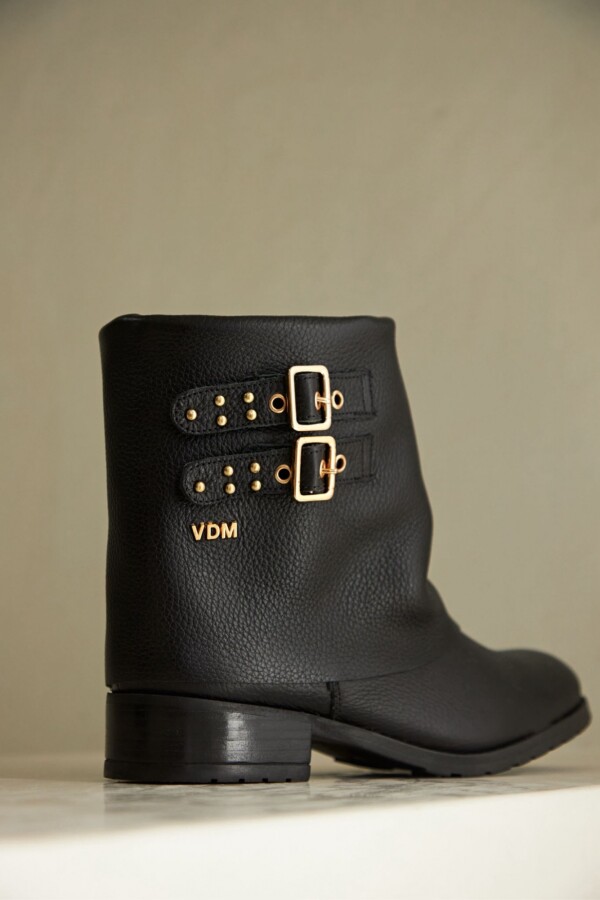 Bota Elata Bota Elata