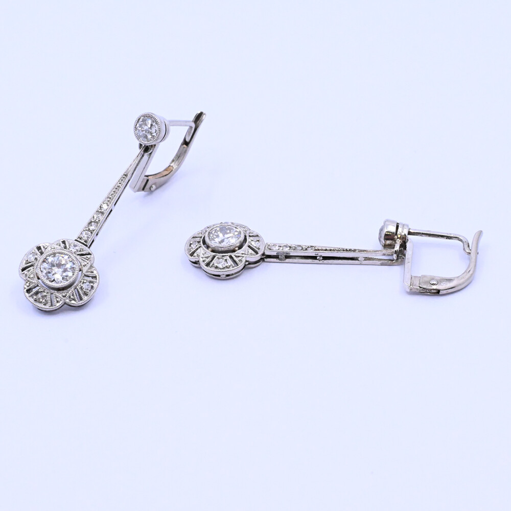 Caravanas antiguas oro 18k con brillantes. Caravanas antiguas oro 18k con brillantes.