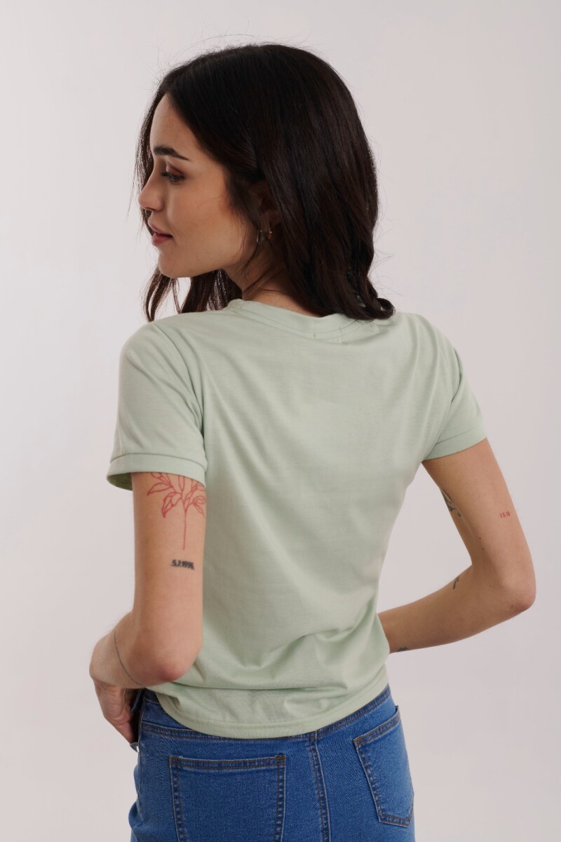 REMERA DOLORES VERDE CLARO