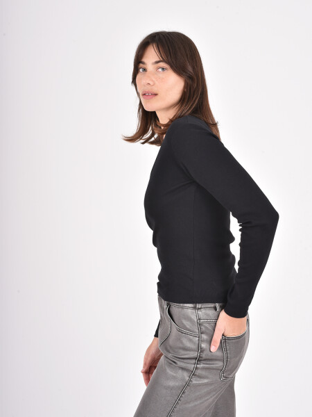 REMERA PREYA NEGRO