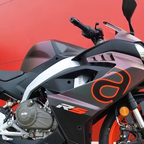 Aprilia RS 457 Negro Prismatico