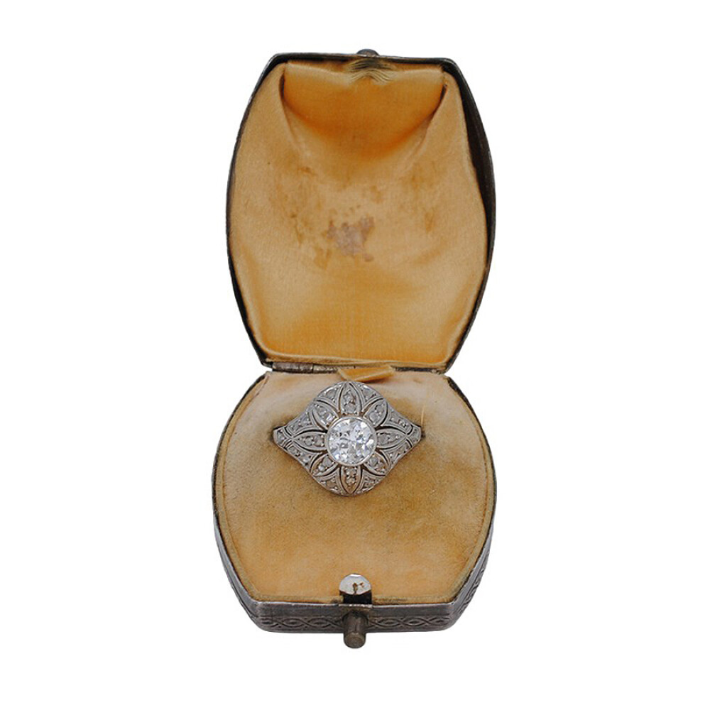 Anillo Antiguo En Oro18K, Brillantes Y Diamantes Anillo Antiguo En Oro18K, Brillantes Y Diamantes