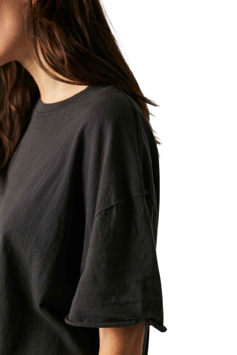 NINA TEE Negro