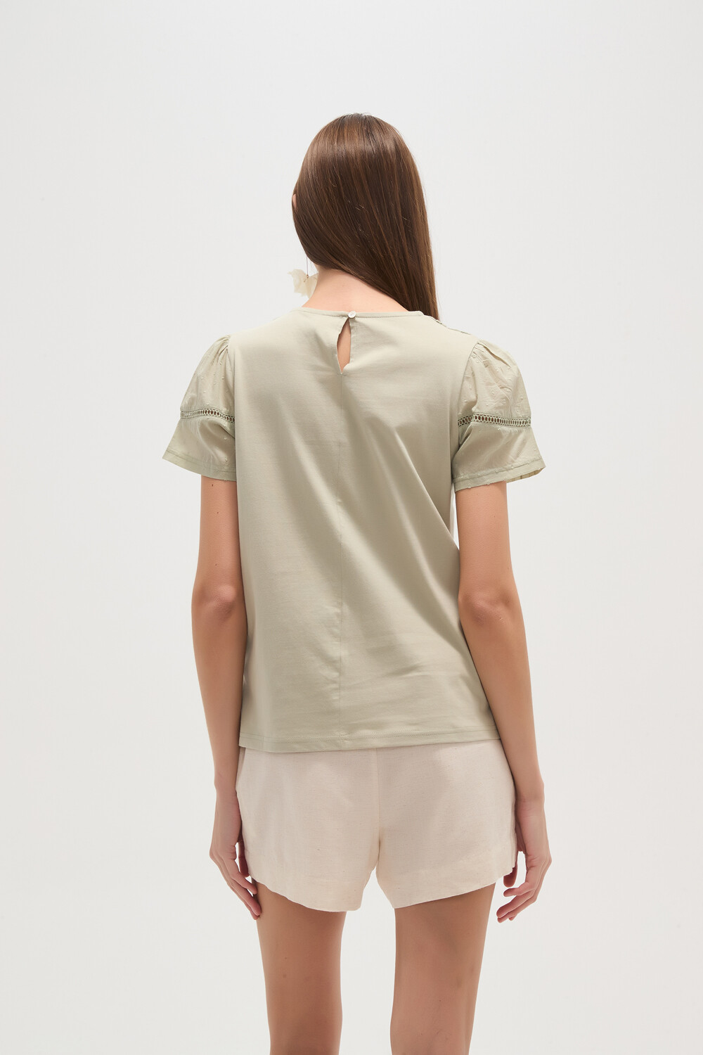 Remera Arboletes Verde Grisaceo