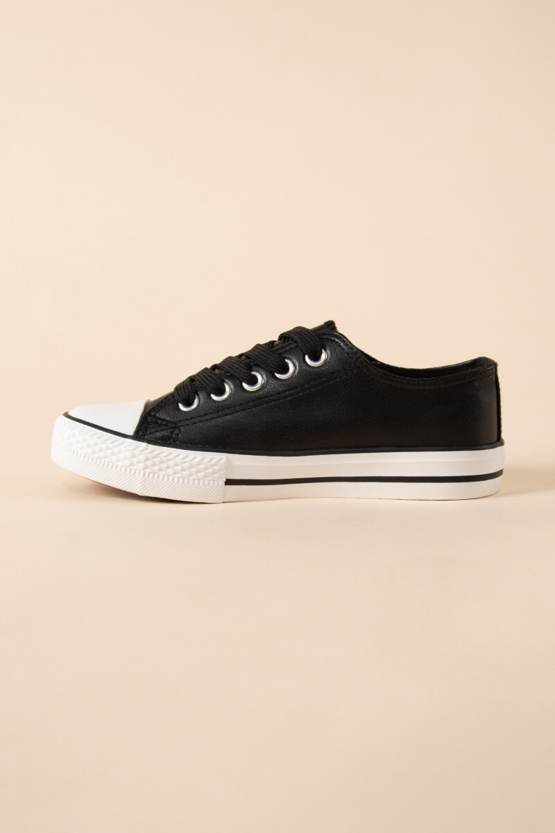 Deportivo con cordones Negro