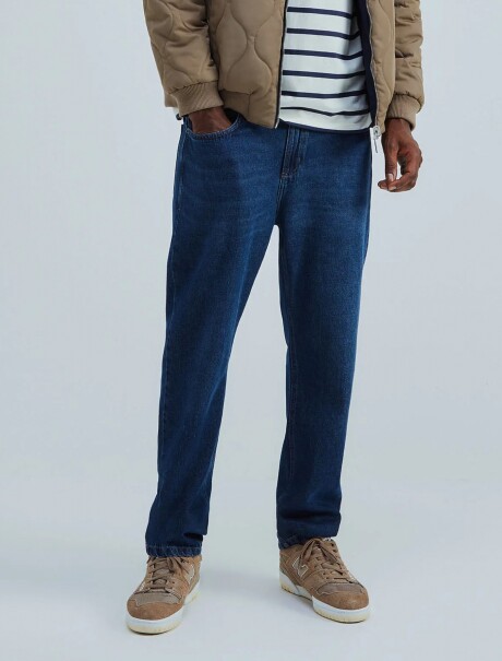 PANTALÓN DE JEAN BÁSICO SLIM CON ELASTANO AZUL