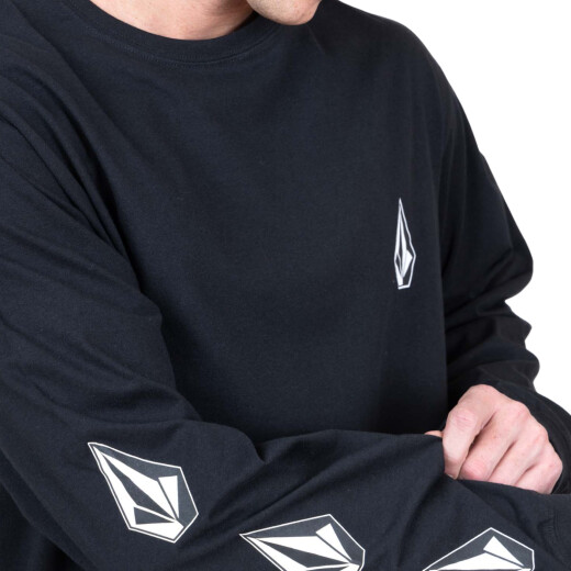Remera Volcom Outstorm - Negro Remera Volcom Outstorm - Negro