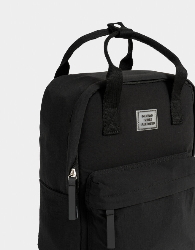 Mochilas Special Price Clasico Mochila Urbana No Bad Vibes Allowed - Negro