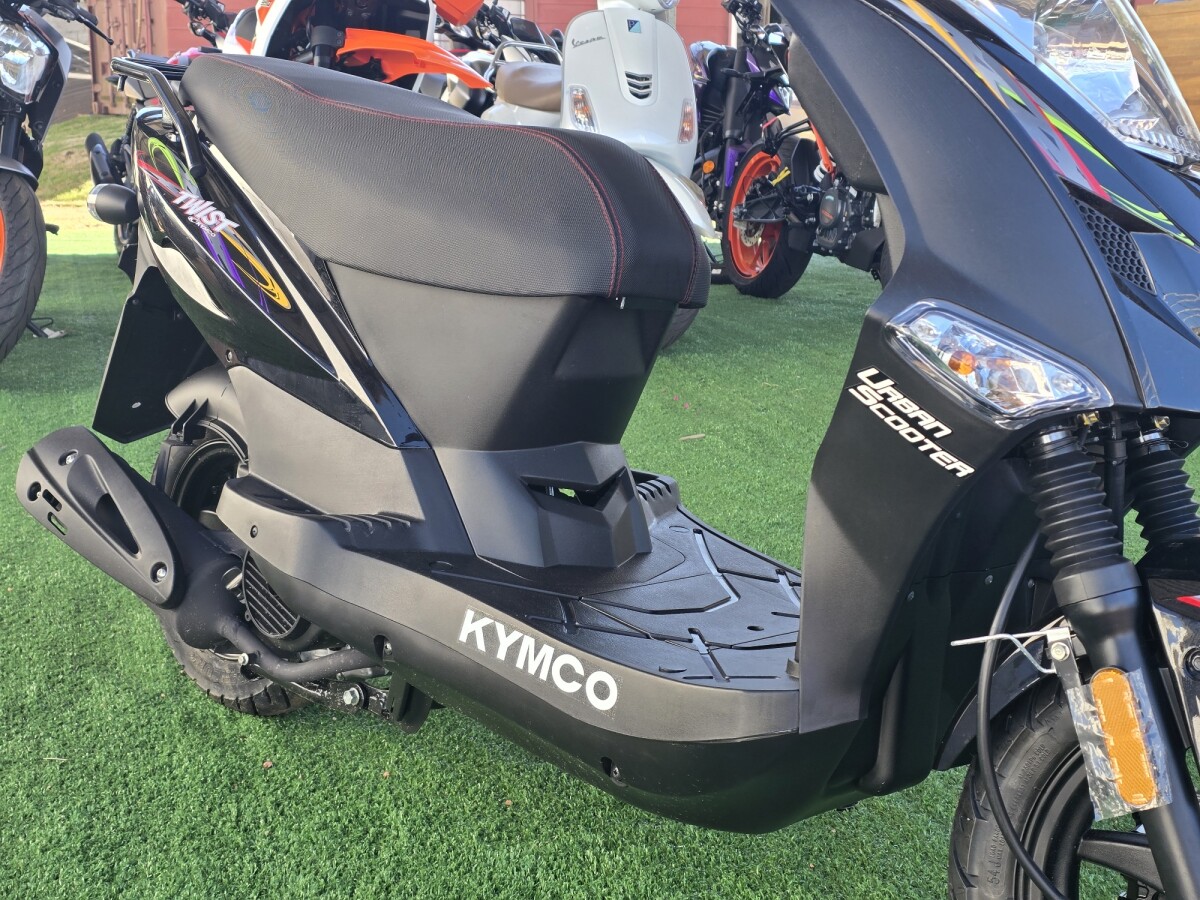 Kymco Twist 125cc. 2026 0KM | Permuta / Financia Kymco Twist 125cc. 2026 0KM | Permuta / Financia