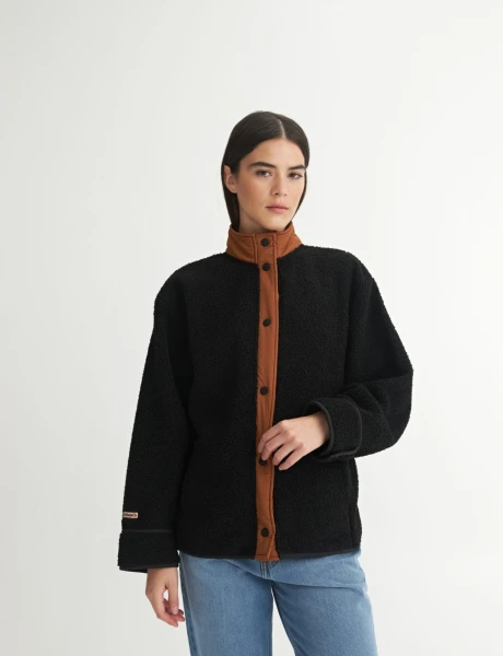 Campera sherpa Tai Negro