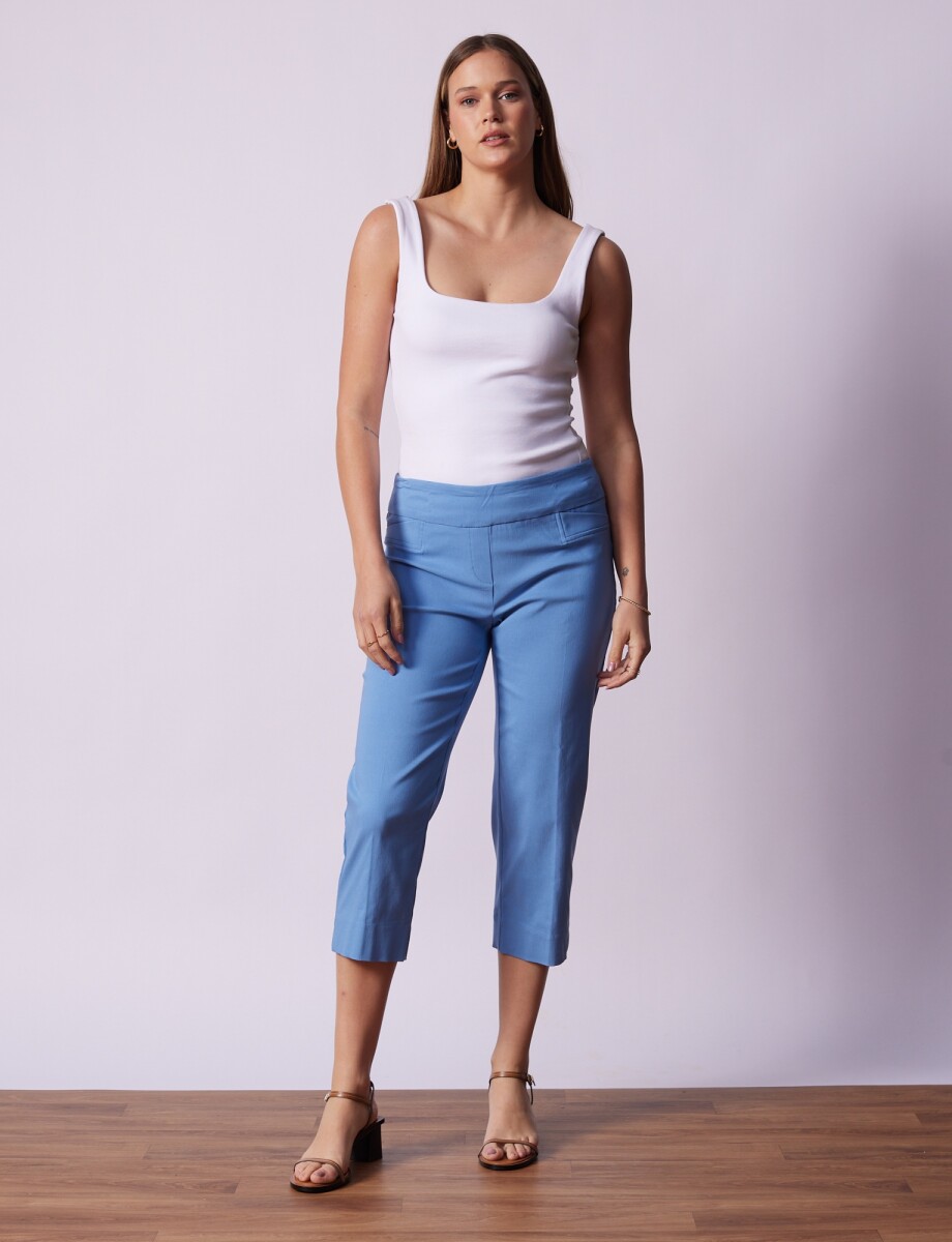 Capri Pull On - Azul Claro 