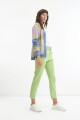 Pantalón con cinturón verde manzana