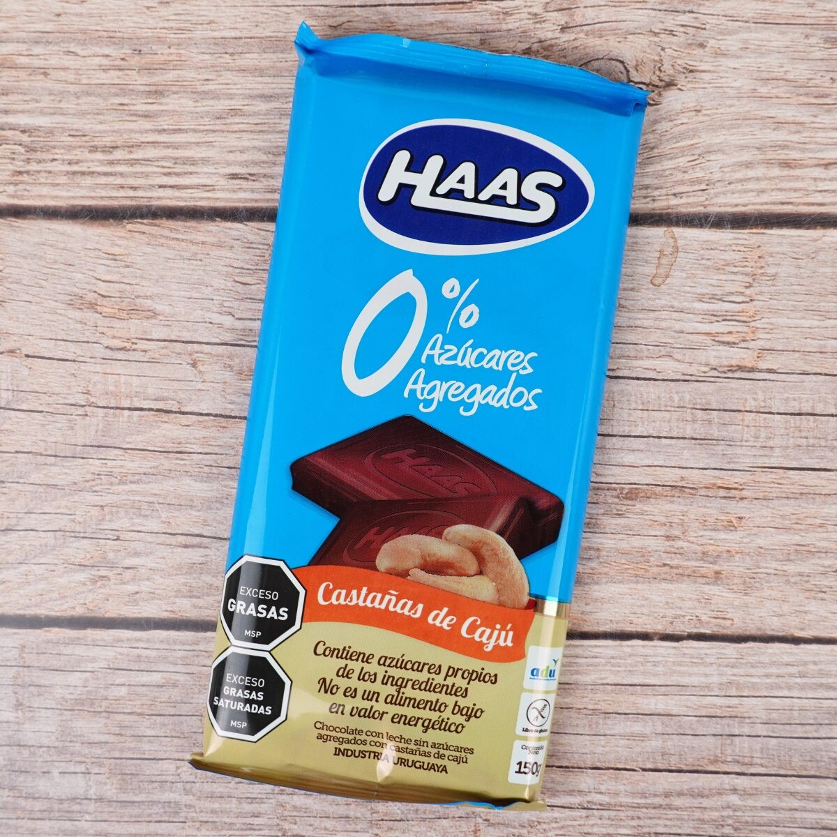 Tableta de chocolate Haaz 0% con castañas de cajú 