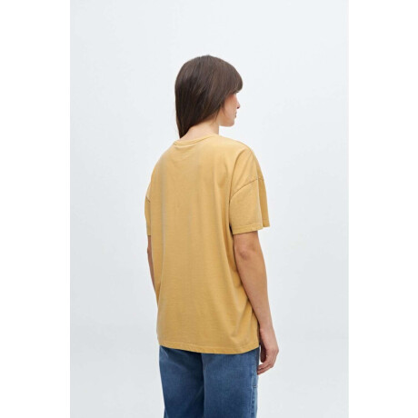 Remera básica Ava Mostaza