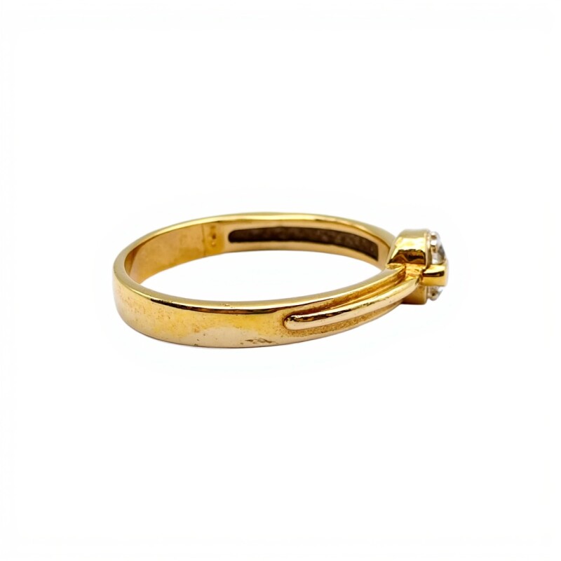 Anillo Solitario-Oro bajo-Piedra Zirconia-AN8081 conpiedra