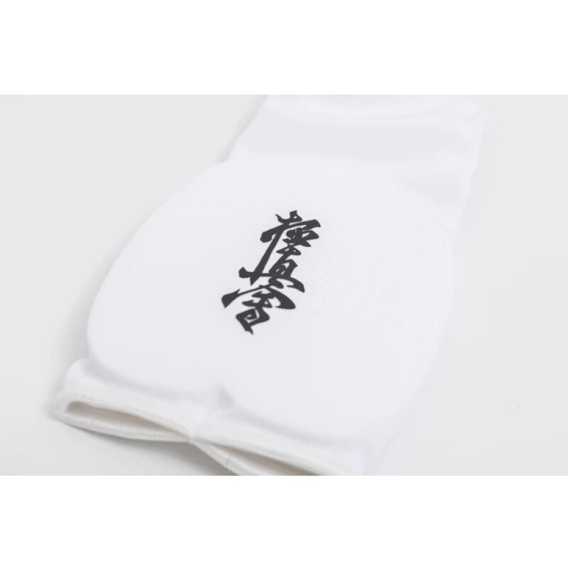 GUANTE KARATE KYOKUSHIN ESPUMA M GUANTE KARATE KYOKUSHIN ESPUMA M