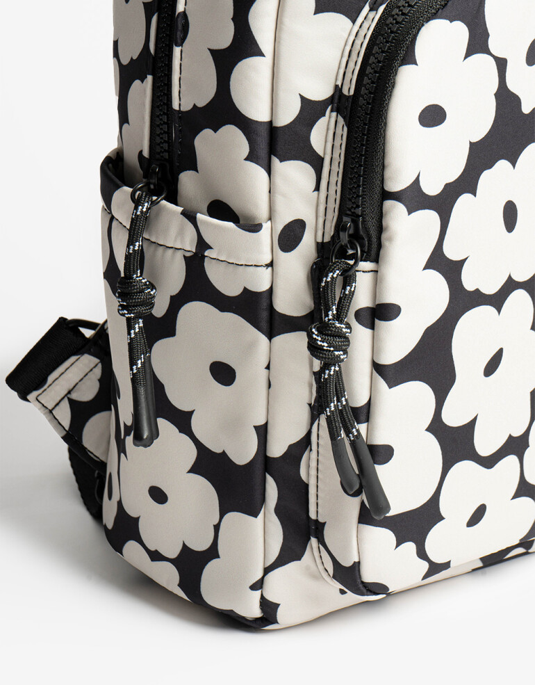 Mochilas Urbanas Nylon Mochila Flores En Material Reciclado - Estampado Flores
