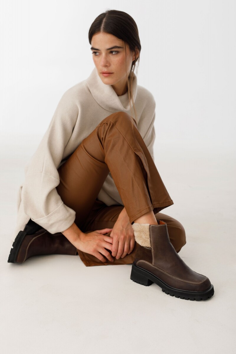 Bota Corderoy Chocolate