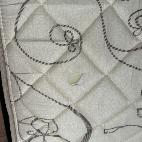 [OUTLET] Colchón Bolzano de Espuma 2 Plazas 138 cm [Hundimiento y manchas] [OUTLET] Colchón Bolzano de Espuma 2 Plazas 138 cm [Hundimiento y manchas]