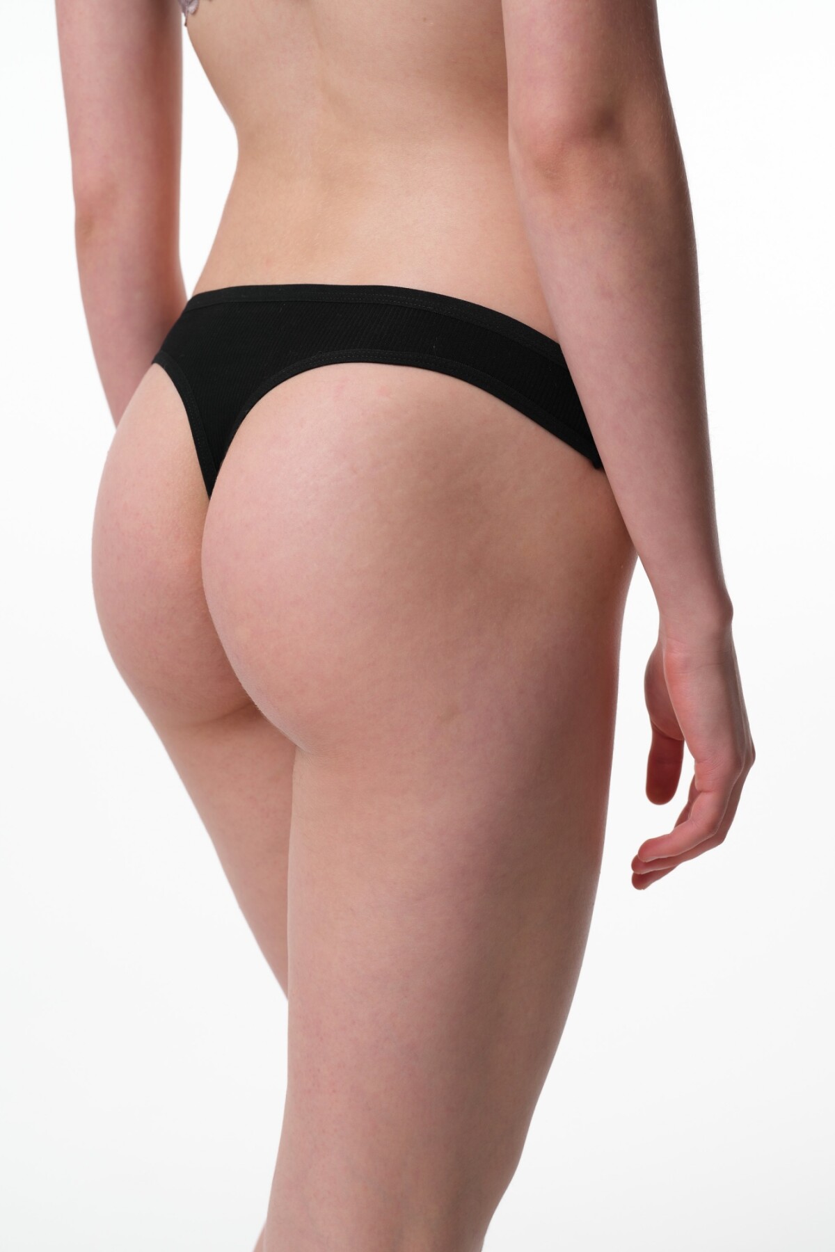 Colaless Melina Negro