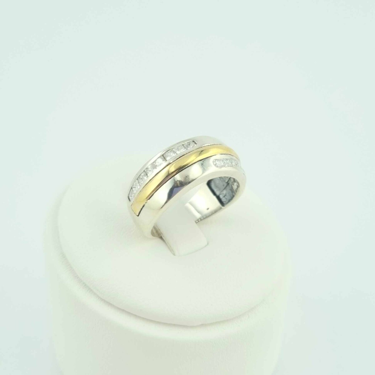 Anillo de Plata 925 con double de Oro 18k y Circonias. 
