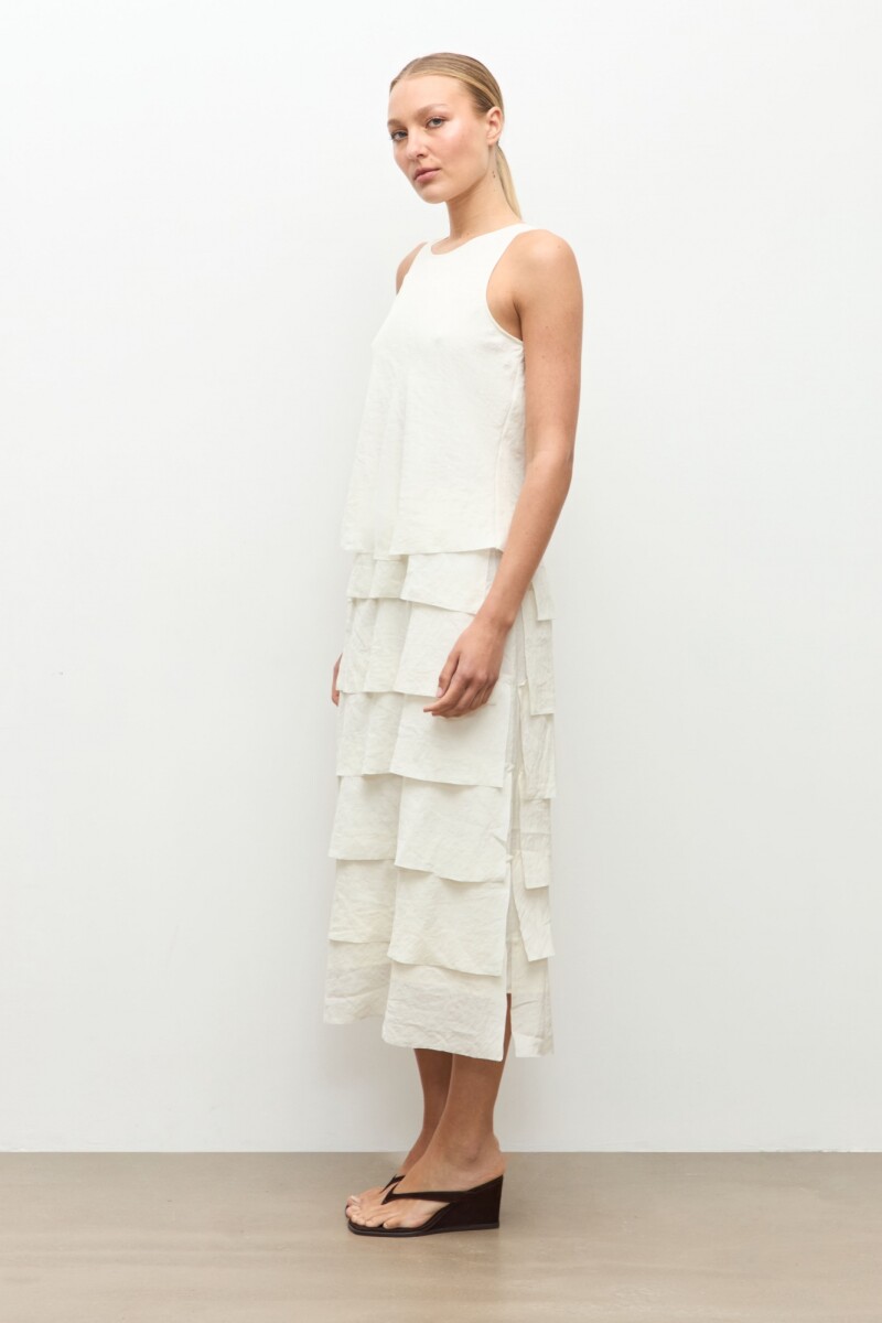 Maxi vestido con volados crudo